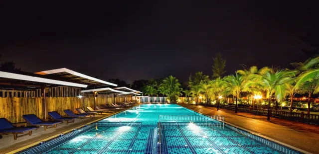Bilder från hotellet Naiyang Park Resort - nummer 1 av 44