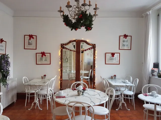 Bilder från hotellet Hôtel Victor Hugo - nummer 1 av 10