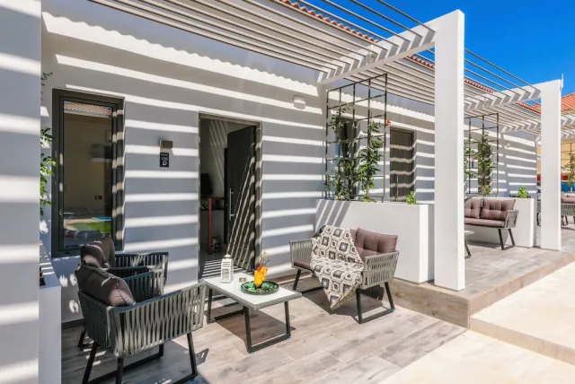 Bilder från hotellet Sunny Garden - nummer 1 av 86