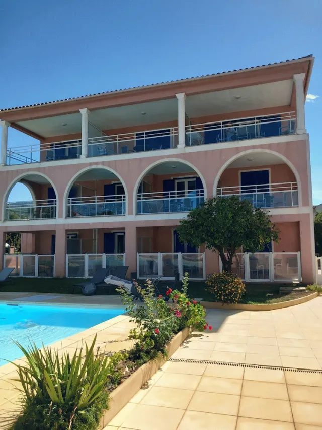 Bilder från hotellet Résidence VILLA ROMANA - nummer 1 av 19