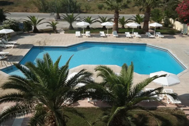 Bilder från hotellet Leonidas Hotel and Studios - nummer 1 av 94