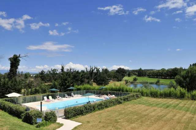 Bilder från hotellet ResidHotel Golf Grand Avignon - nummer 1 av 47