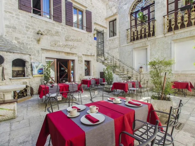 Bilder från hotellet Palace Derossi - nummer 1 av 100