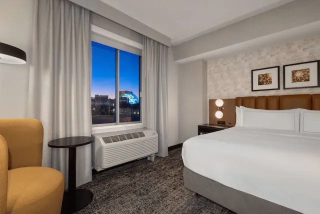 Bilder från hotellet DoubleTree by Hilton Las Vegas East Flamingo - nummer 1 av 36