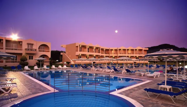 Bilder från hotellet Emerald Hotel - nummer 1 av 33