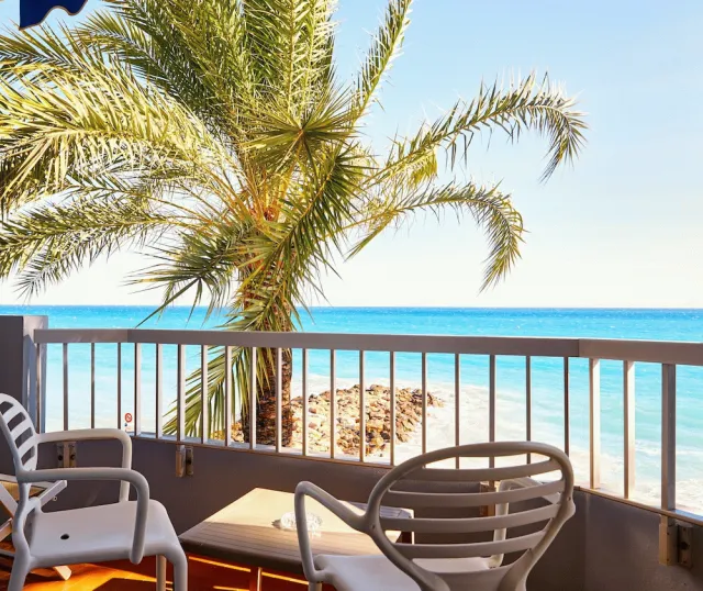 Bilder från hotellet Hôtel Le Dauphin - nummer 1 av 52