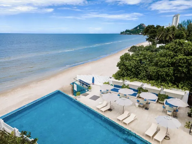 Bilder från hotellet The Rock Hua Hin Beachfront Spa Resort - nummer 1 av 73