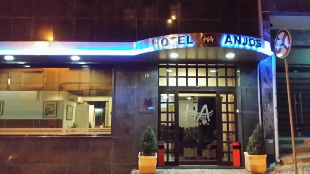 Bilder från hotellet Hotel Anjos - nummer 1 av 29
