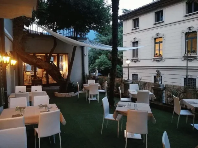 Bilder från hotellet Hotel Firenze Lugano - nummer 1 av 35