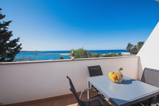 Bilder från hotellet Apartments by the Sea Semy - nummer 1 av 10