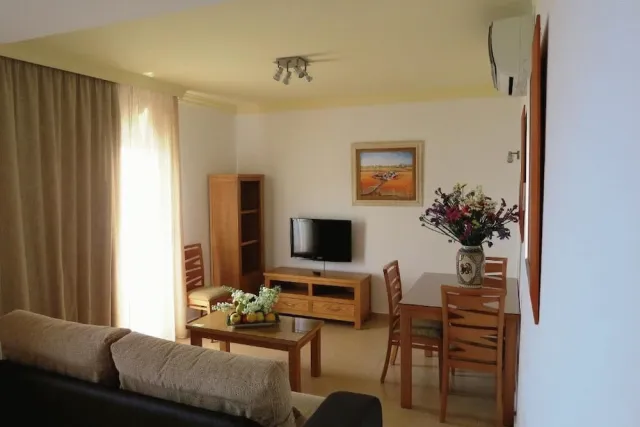 Bilder från hotellet Las Yucas - nummer 1 av 73