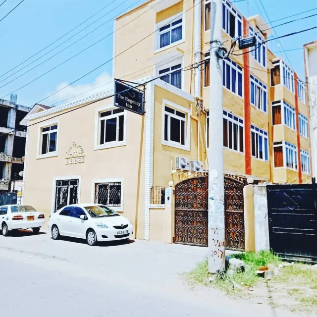 Bilder från hotellet Regency Inn - nummer 1 av 29