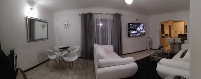 Bilder från hotellet TwinnPalms Accommodation - nummer 1 av 10