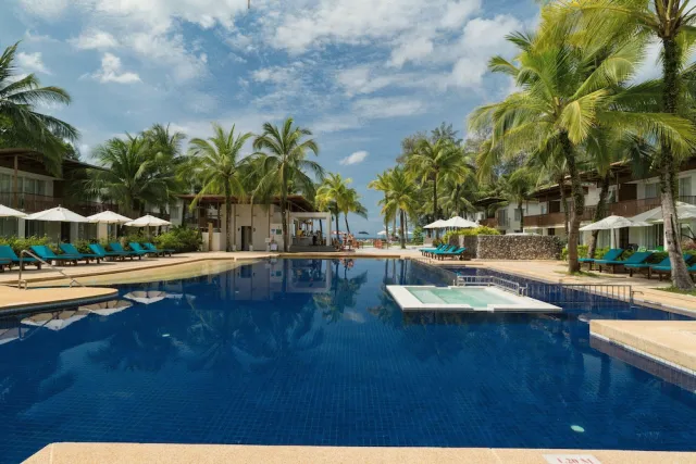 Bilder från hotellet The Briza Beach Resort Khaolak - nummer 1 av 100