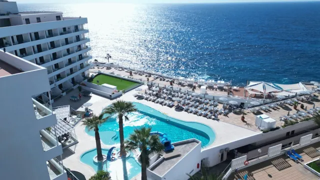 Bilder från hotellet Pearly Grey Ocean Club Apartments & Suites - nummer 1 av 67
