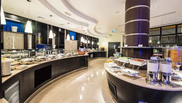 Bilder från hotellet Holiday Inn Express Dubai Airport, an IHG Hotel - nummer 1 av 47
