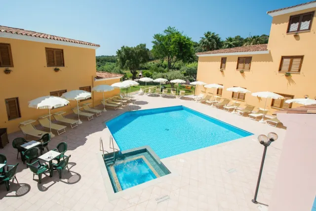 Bilder från hotellet Residence Cala Viola - nummer 1 av 58