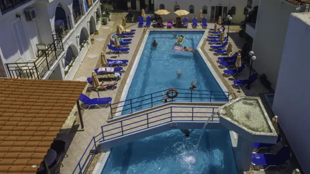 Bilder från hotellet Vossos Hotel Apartments - nummer 1 av 52