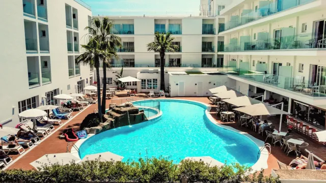 Bilder från hotellet Hotel Capricho - nummer 1 av 10