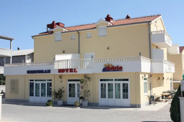 Bilder från hotellet Hotel Adria - nummer 1 av 31
