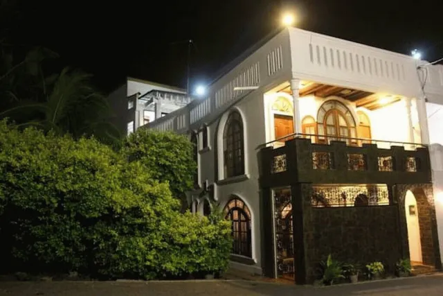 Bilder från hotellet Fort De 19 Villa - nummer 1 av 29
