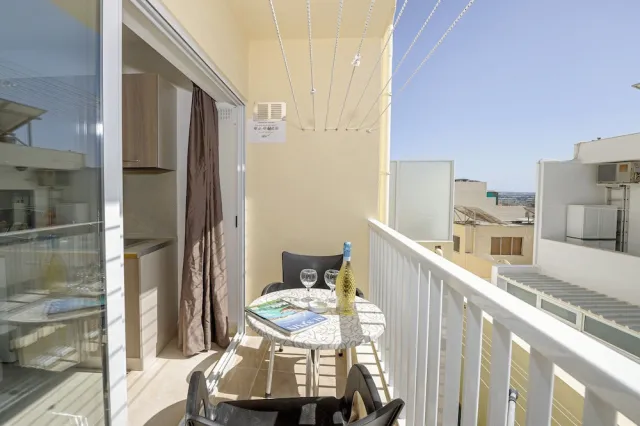 Bilder från hotellet Summer Breeze Comfort Apartments by Getaways Malta - nummer 1 av 26