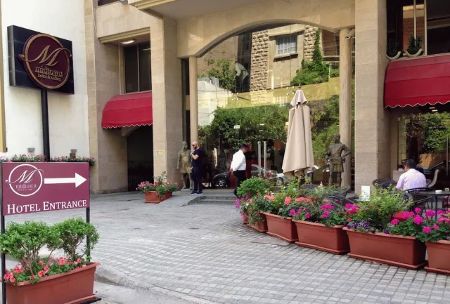 Bilder från hotellet MidTown Hotel & Suites - nummer 1 av 34
