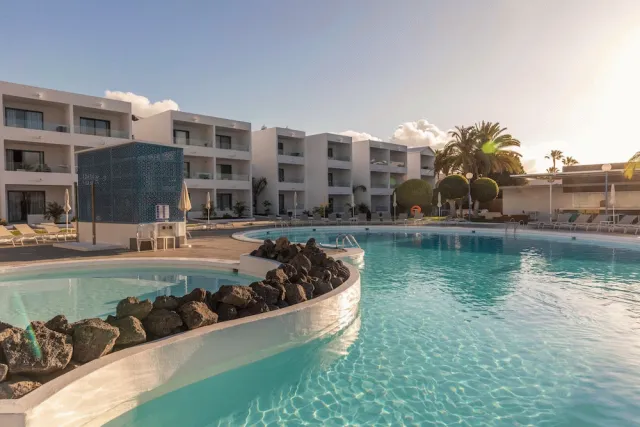 Bilder från hotellet Oasis Lanz Beach Mate - nummer 1 av 100