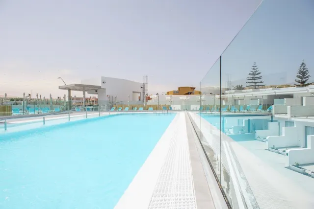 Bilder från hotellet Hotel Taimar - nummer 1 av 75