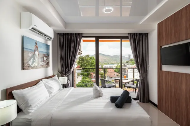 Bilder från hotellet Naiharn Pearl Condo Hotel by Villacarte - nummer 1 av 40
