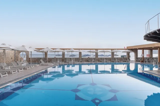 Bilder från hotellet Caldera Bay - nummer 1 av 10