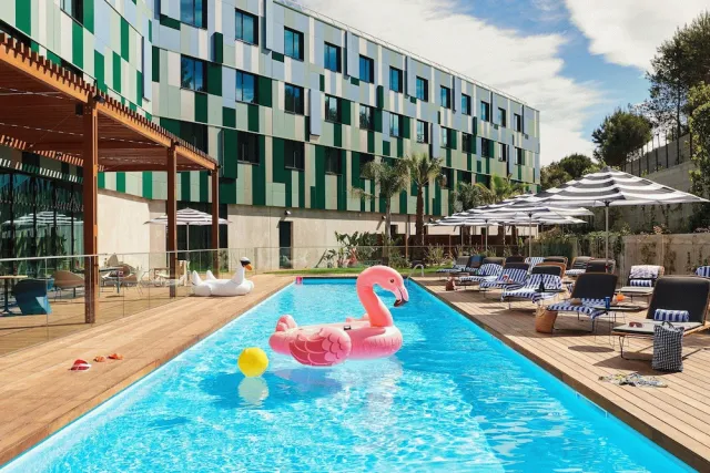 Bilder från hotellet Moxy Sophia Antipolis - nummer 1 av 40