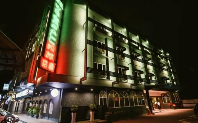 Bilder från hotellet Hotel Waterfall - nummer 1 av 37