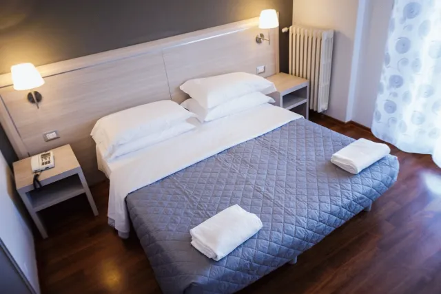 Bilder från hotellet Twelve Hotel - nummer 1 av 10