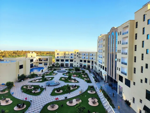 Bilder från hotellet The Plaza Hotel and Resort - nummer 1 av 76