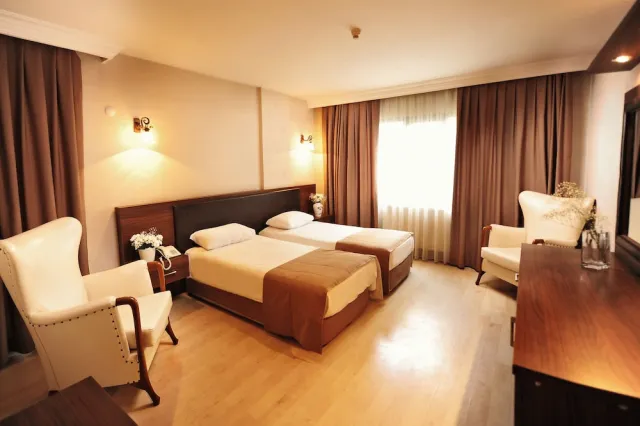 Bilder från hotellet Üstün Otel Alsancak - nummer 1 av 10