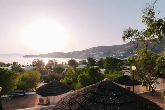 Bilder från hotellet Far Out Beach Resort & Camping - nummer 1 av 23