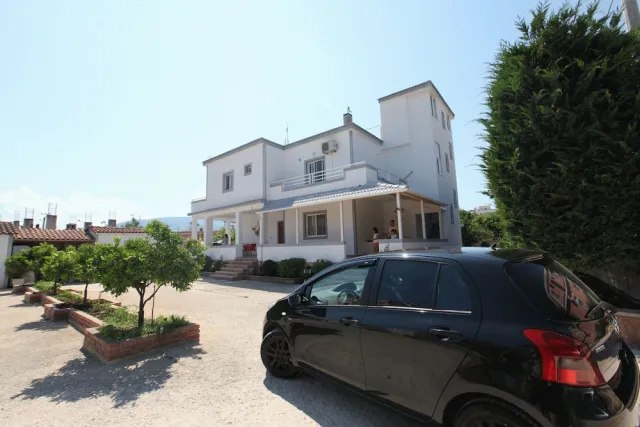 Bilder från hotellet Villa Shehu - nummer 1 av 31