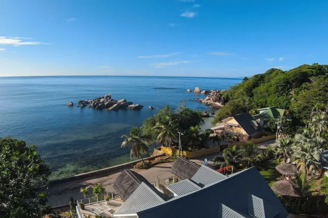 Bilder från hotellet Sea Splash & La Petite Maison - nummer 1 av 85