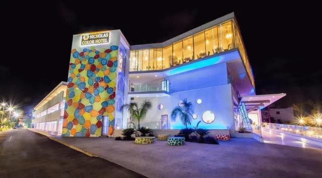 Bilder från hotellet Nicholas Color Hotel - nummer 1 av 25