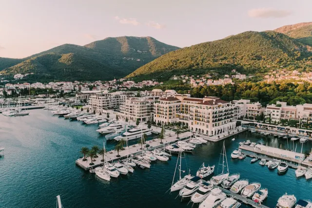 Bilder från hotellet Regent Porto Montenegro Hotel & Residences - nummer 1 av 100