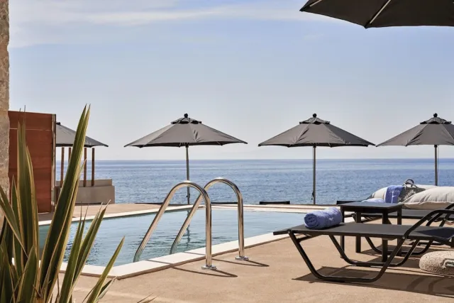 Bilder från hotellet Beachfront Alassa Villas w Private Pools Complex - nummer 1 av 31