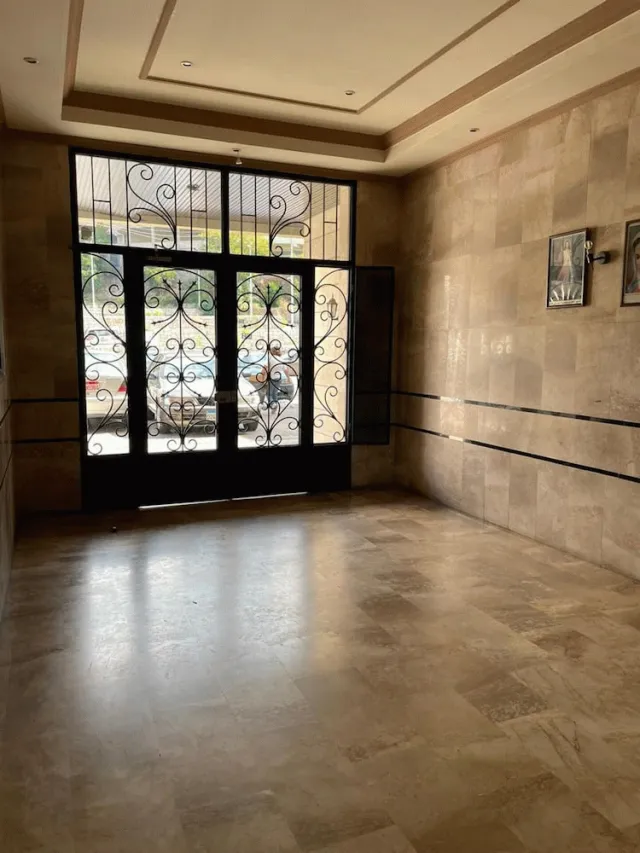 Bilder från hotellet Charming 2-bed Apartment in Dbayeh Near Le Mall - nummer 1 av 30