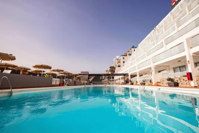 Bilder från hotellet Servatur Castillo de Sol - nummer 1 av 50