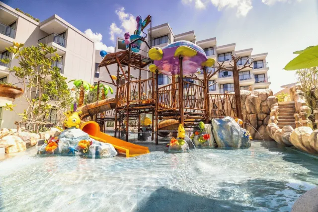 Bilder från hotellet Phuket Emerald Beach Resort - nummer 1 av 97