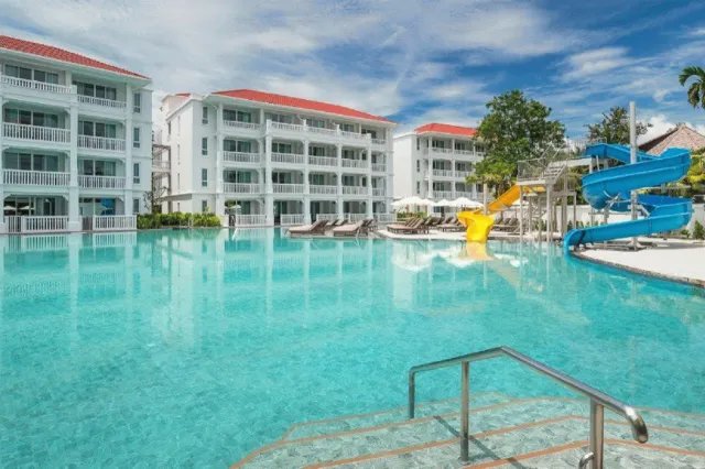 Bilder från hotellet Centara Ao Nang Beach Resort & Spa Krabi - nummer 1 av 67