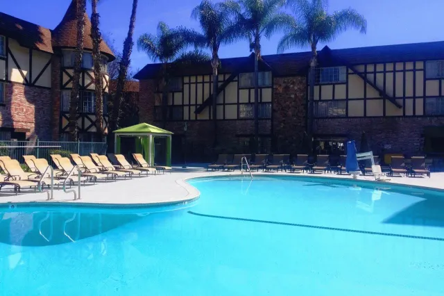 Bilder från hotellet Anaheim Majestic Garden Hotel (ex Sheraton) - nummer 1 av 53