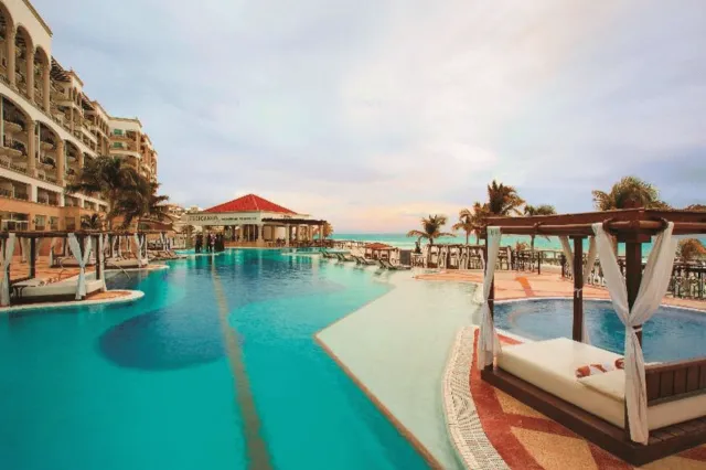 Bilder från hotellet Hyatt Zilara Cancun - nummer 1 av 250