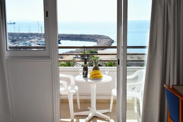 Bilder från hotellet Sun Hall Beach Hotel Apts - nummer 1 av 10