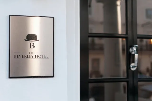 Bilder från hotellet The Beverley Hotel London - nummer 1 av 10